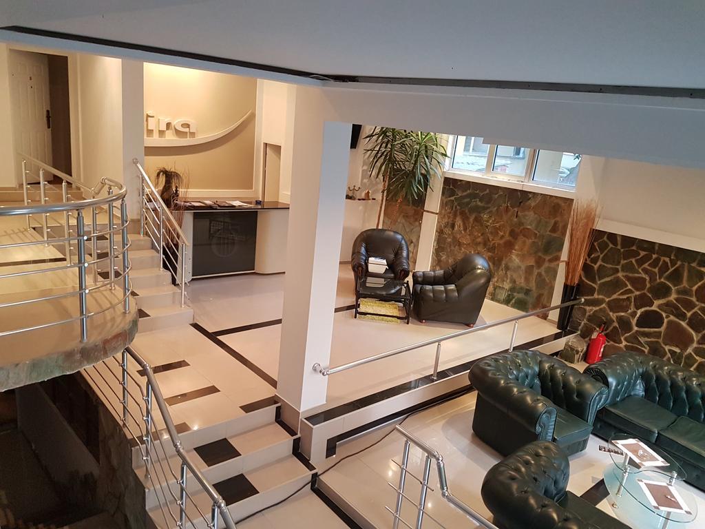 Lira Inn Ni Kültér fotó
