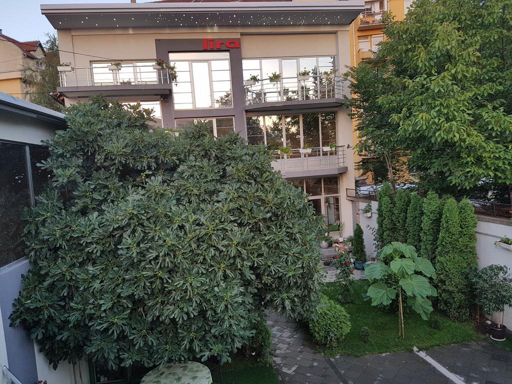 Lira Inn Ni Kültér fotó
