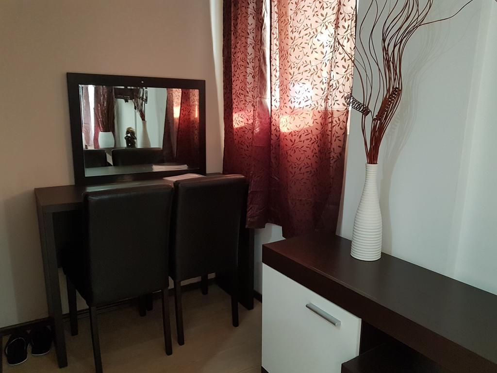 Lira Inn Ni Kültér fotó
