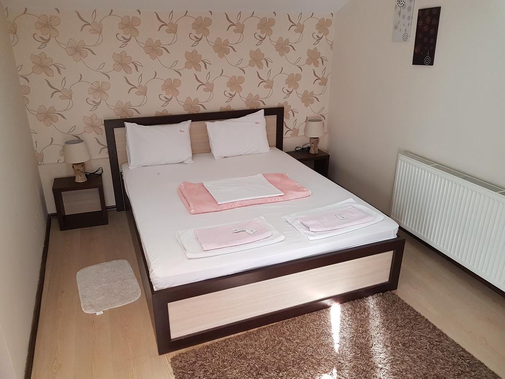Lira Inn Ni Kültér fotó